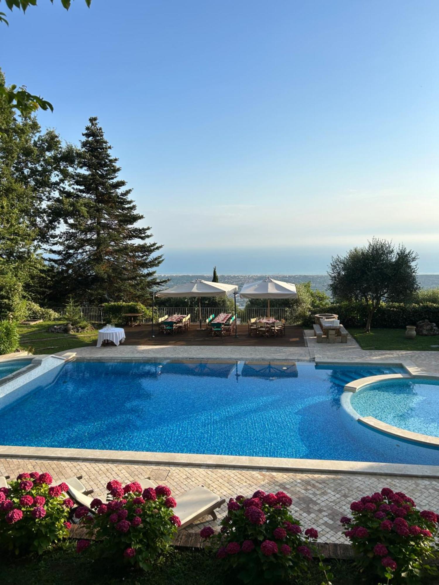 La Terrazza Sulla Versilia Pietrasanta Esterno foto